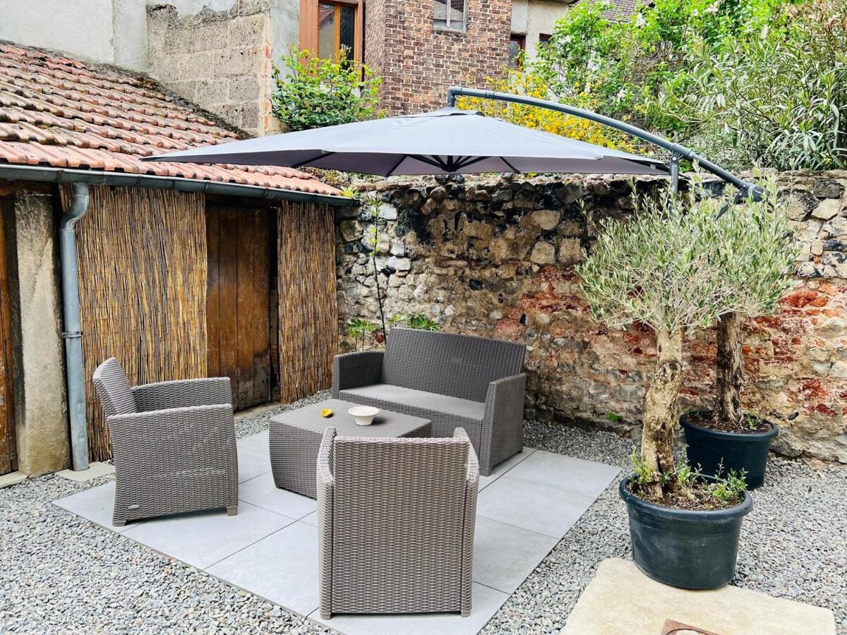 La Jungle D'Orient ~ Confort ~ Garage A Velos Montluçon Eksteriør billede